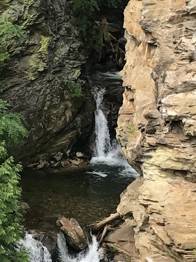 Myrtle Creek Falls NaughtyHiker
