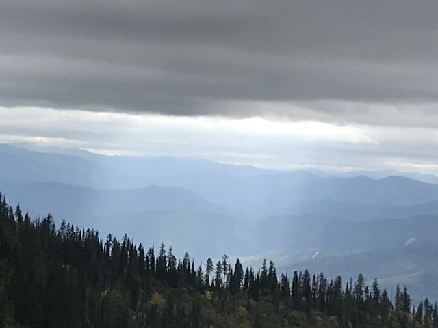 Views are splendid along the ridge