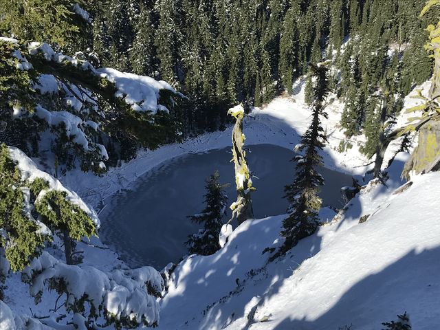 Mirror Lake in all its frozen glory