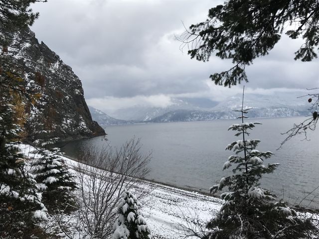 Maiden Rock beach