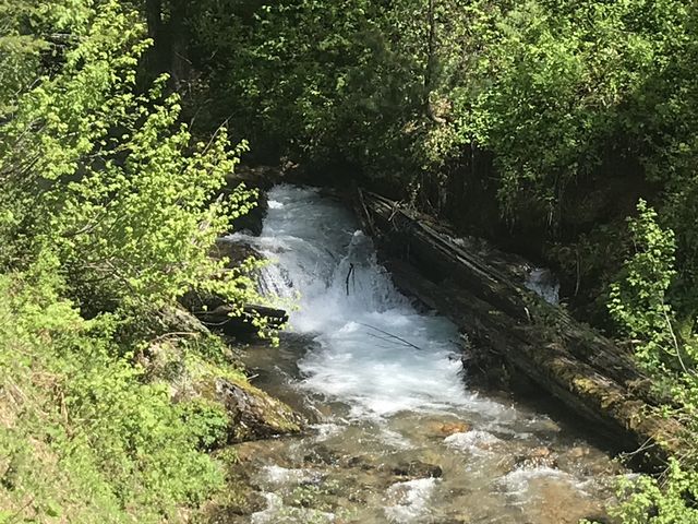A small waterfall in the East Fork