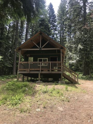 Warming hut at Smith Gap