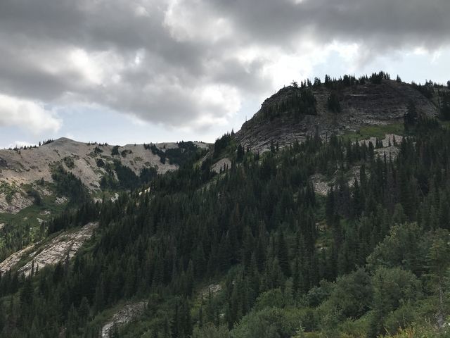 The trail skirts this knob (through the woods); the lake is in the cauldron beyond the knob