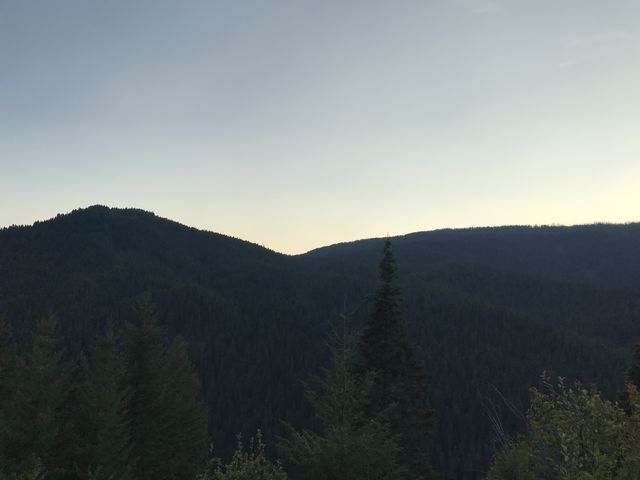 Evening light above Buzzard Roost and Stubtoe Peak