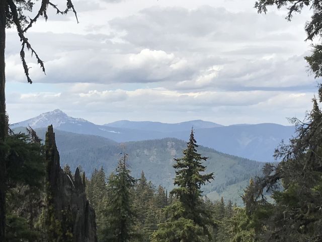 View of Snow Peak from the ridge above Fawn Lake