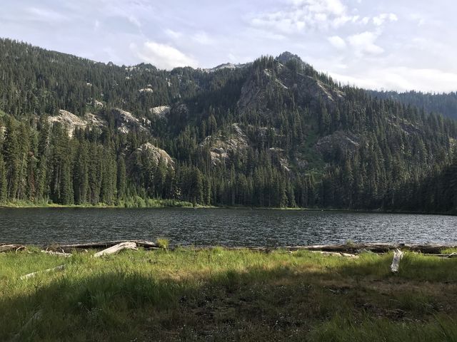 Skyland Lake. Mallard Peak is up to the left.