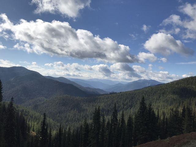 The saddle leading to Pole Mountain