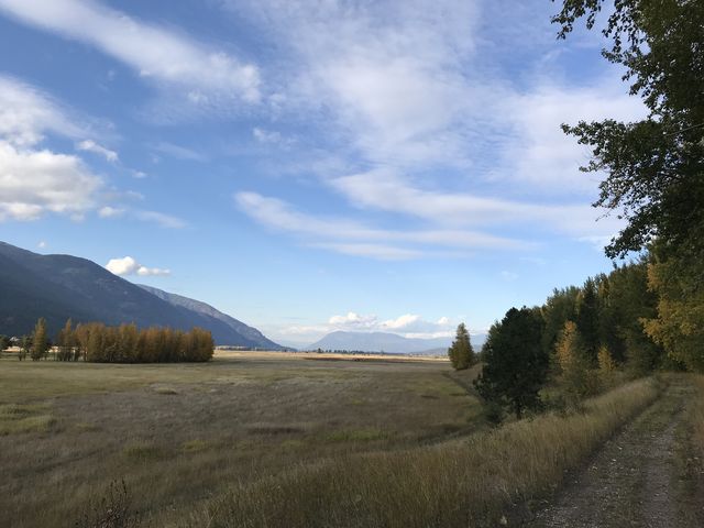 The Kootenai river valley